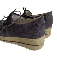 Cargar imagen en el visor de la galería, Mocasines Borlas para Mujer en Piel Gamuza