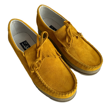 Cargar imagen en el visor de la galería, Mocasines Borlas para Mujer en Piel Gamuza