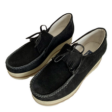 Cargar imagen en el visor de la galería, Mocasines Borlas para Mujer en Piel Gamuza