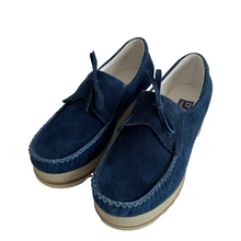 Cargar imagen en el visor de la galería, Mocasines Borlas para Mujer en Piel Gamuza