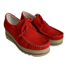 Cargar imagen en el visor de la galería, Mocasines Borlas para Mujer en Piel Gamuza