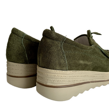 Cargar imagen en el visor de la galería, Mocasines Borlas para Mujer en Piel Gamuza
